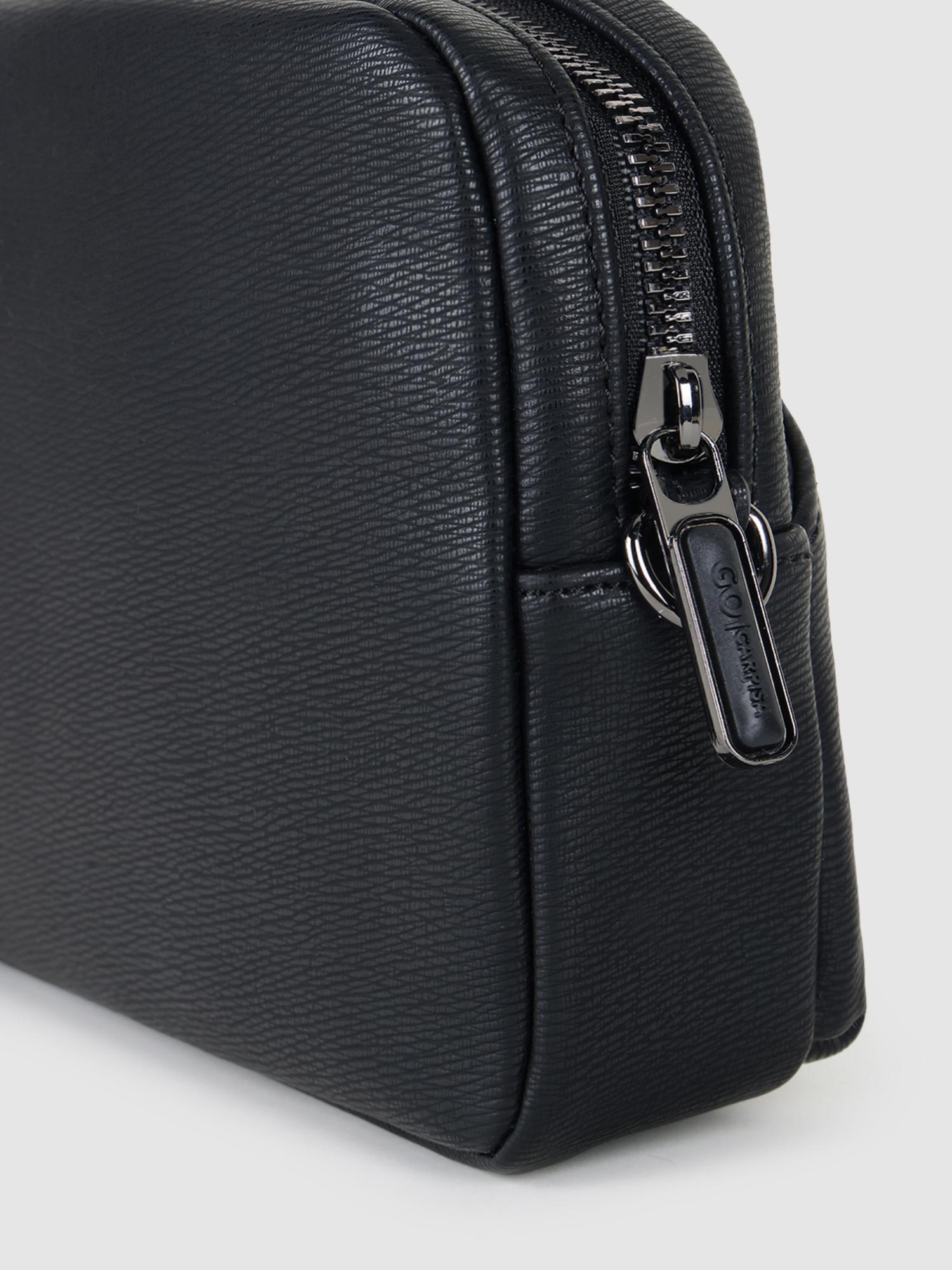 Carry-go Men Travel Pouch - Black (M)