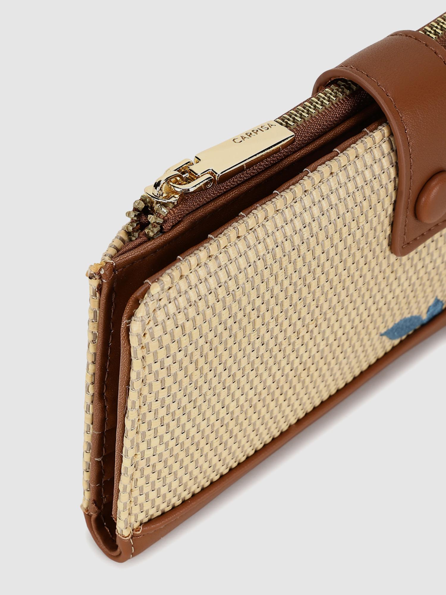 Camomilla V3 Women Wallet - Beige (L)
