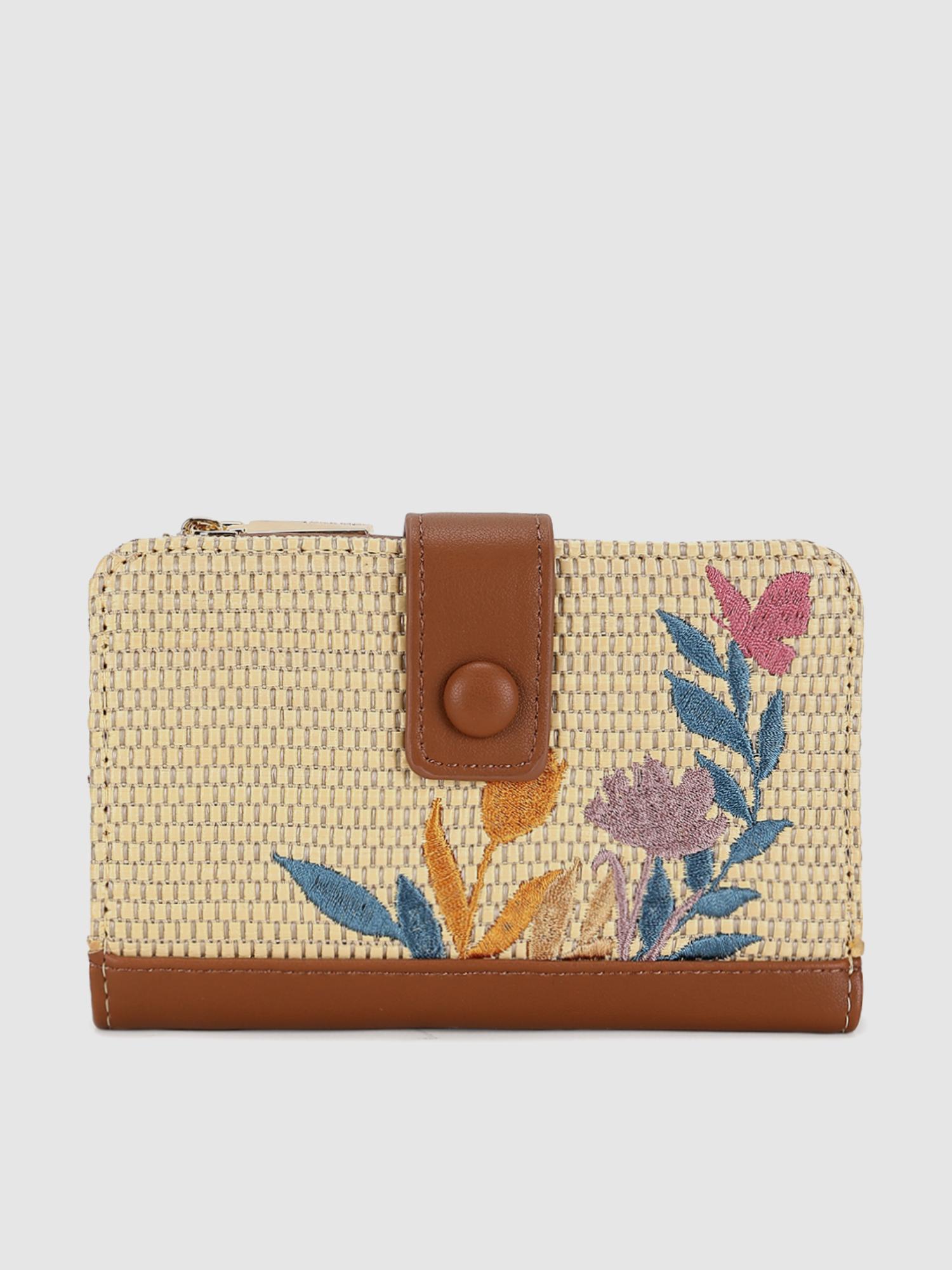 Camomilla V3 Women Wallet - Beige (S)