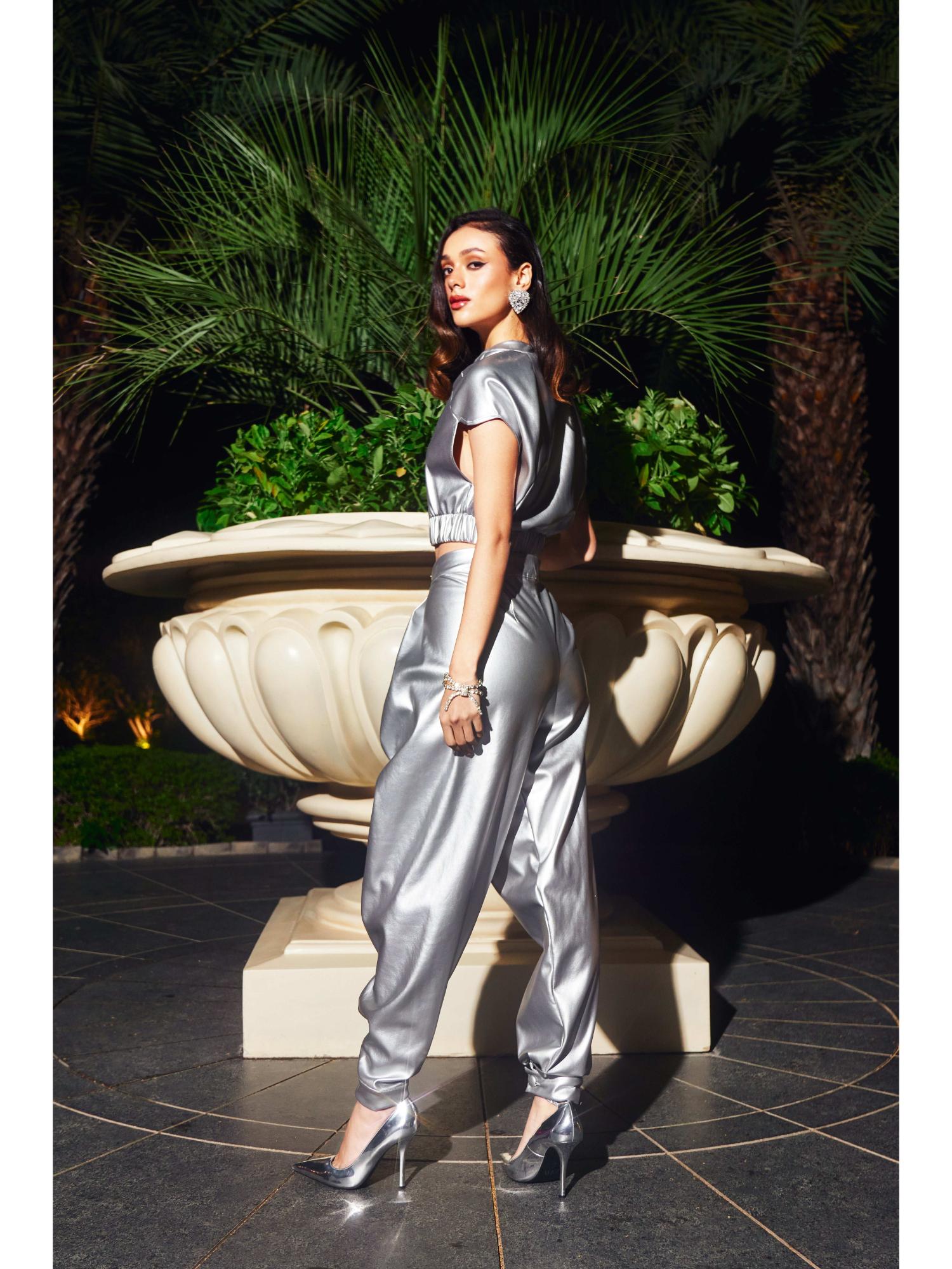 Neomi Silver Lather Top with Pant