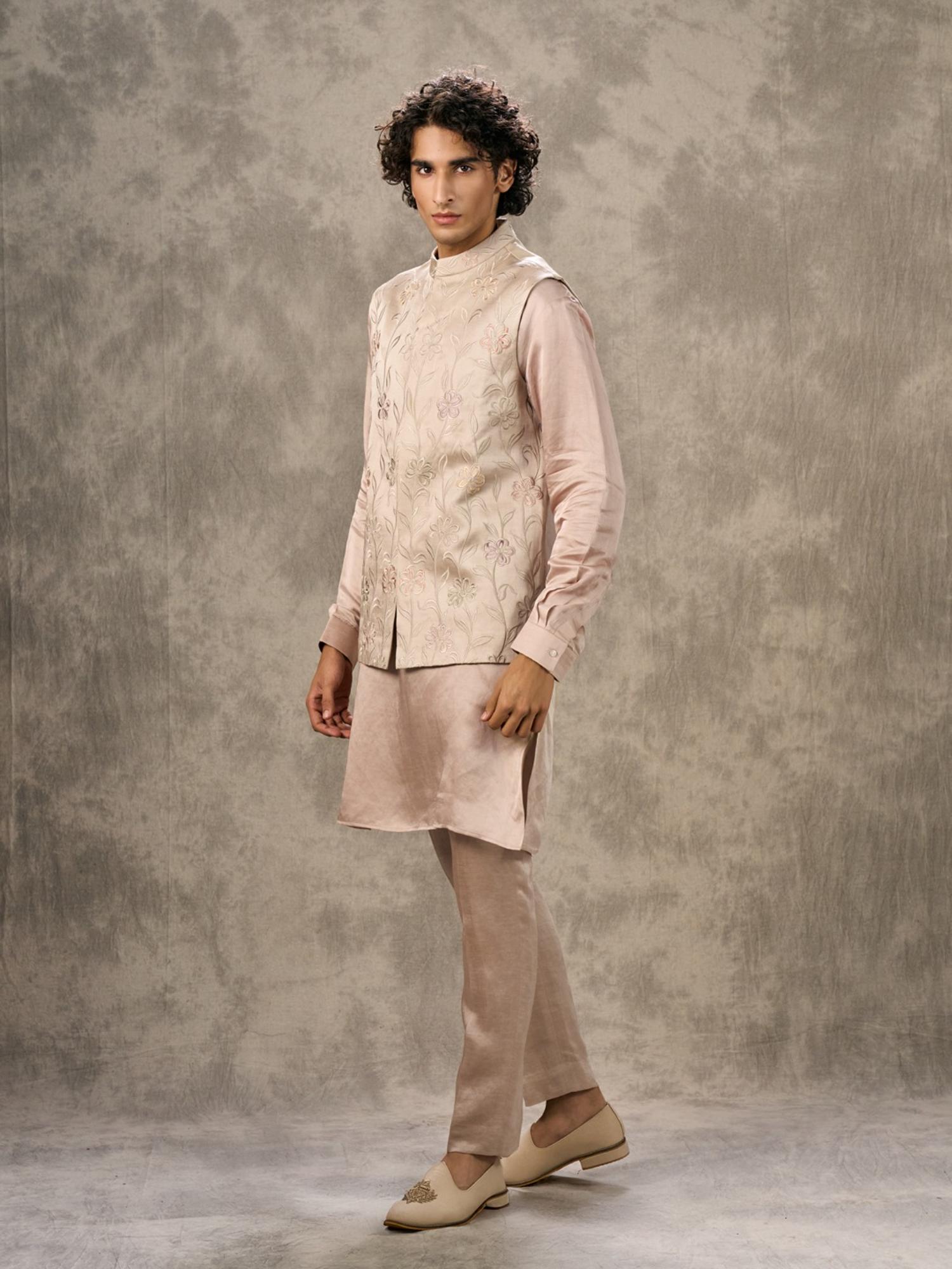 Sculptured Elegance Kurta with Pant and Jacket