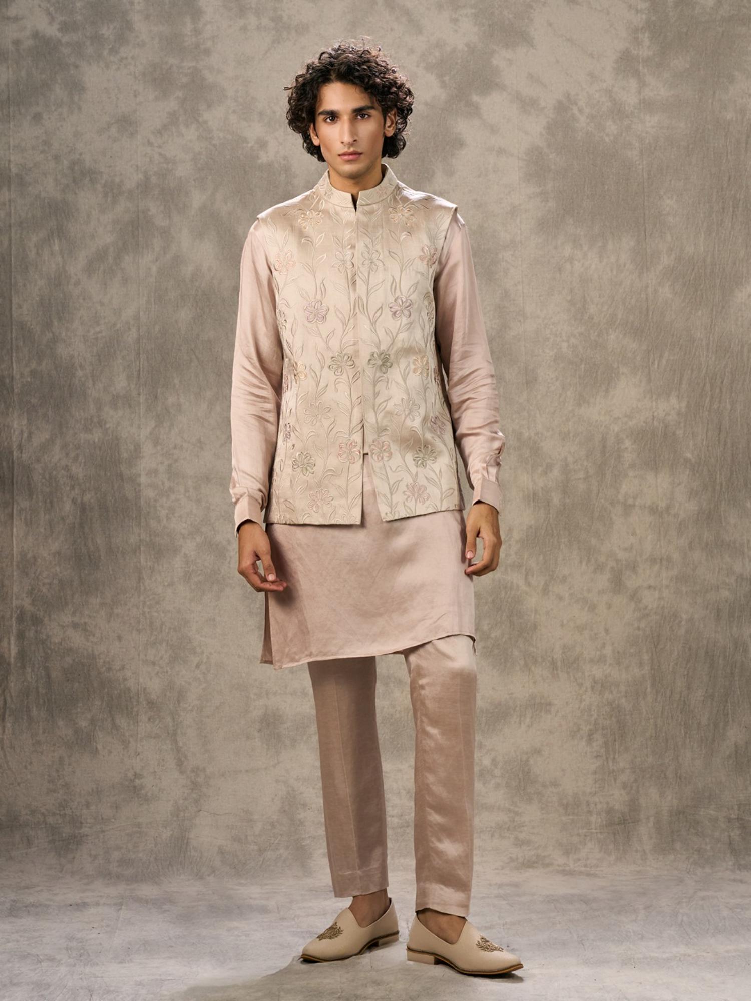 Sculptured Elegance Kurta with Pant and Jacket