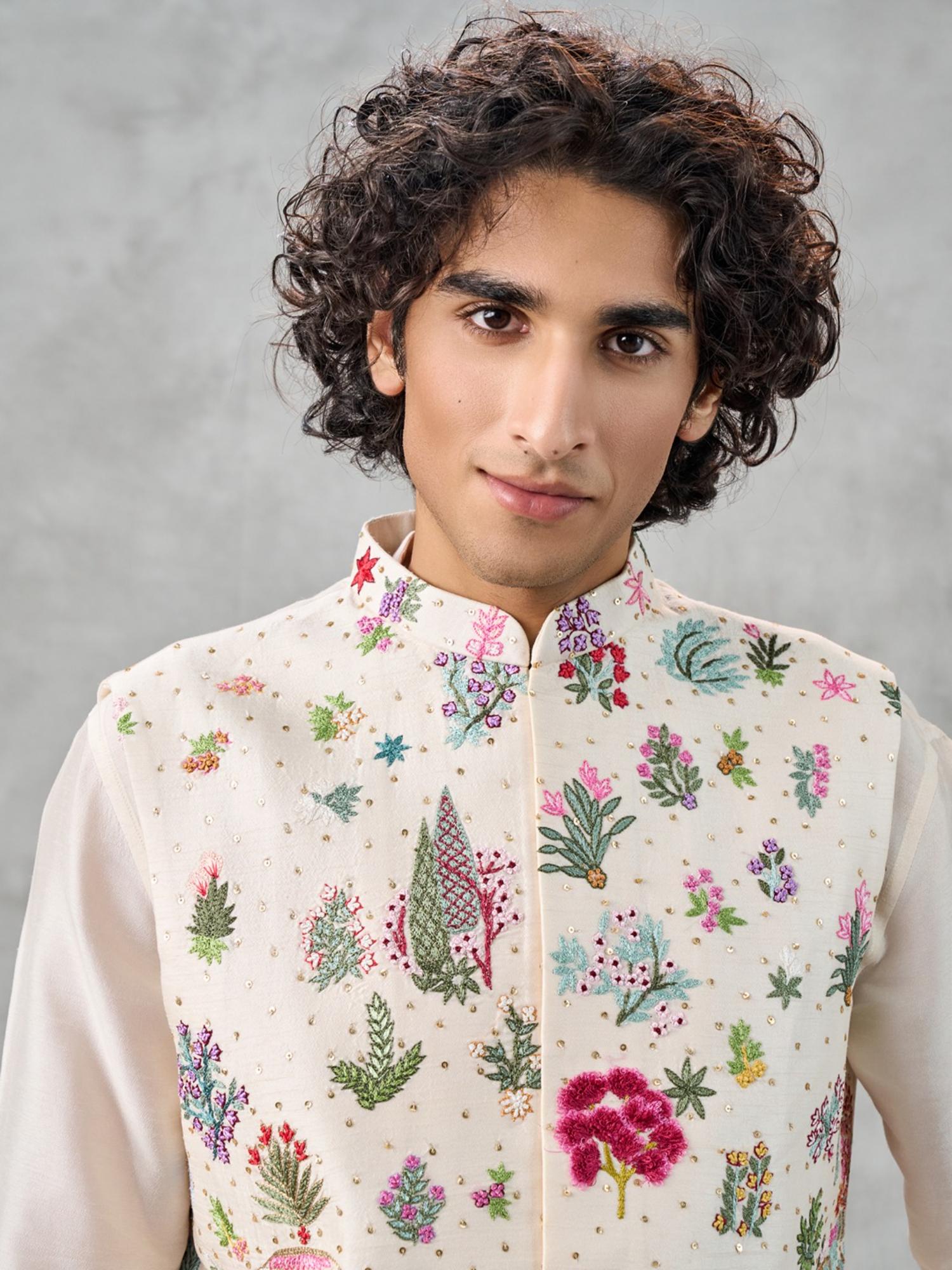 Elegant Cream Kurta with Pant and Jacket