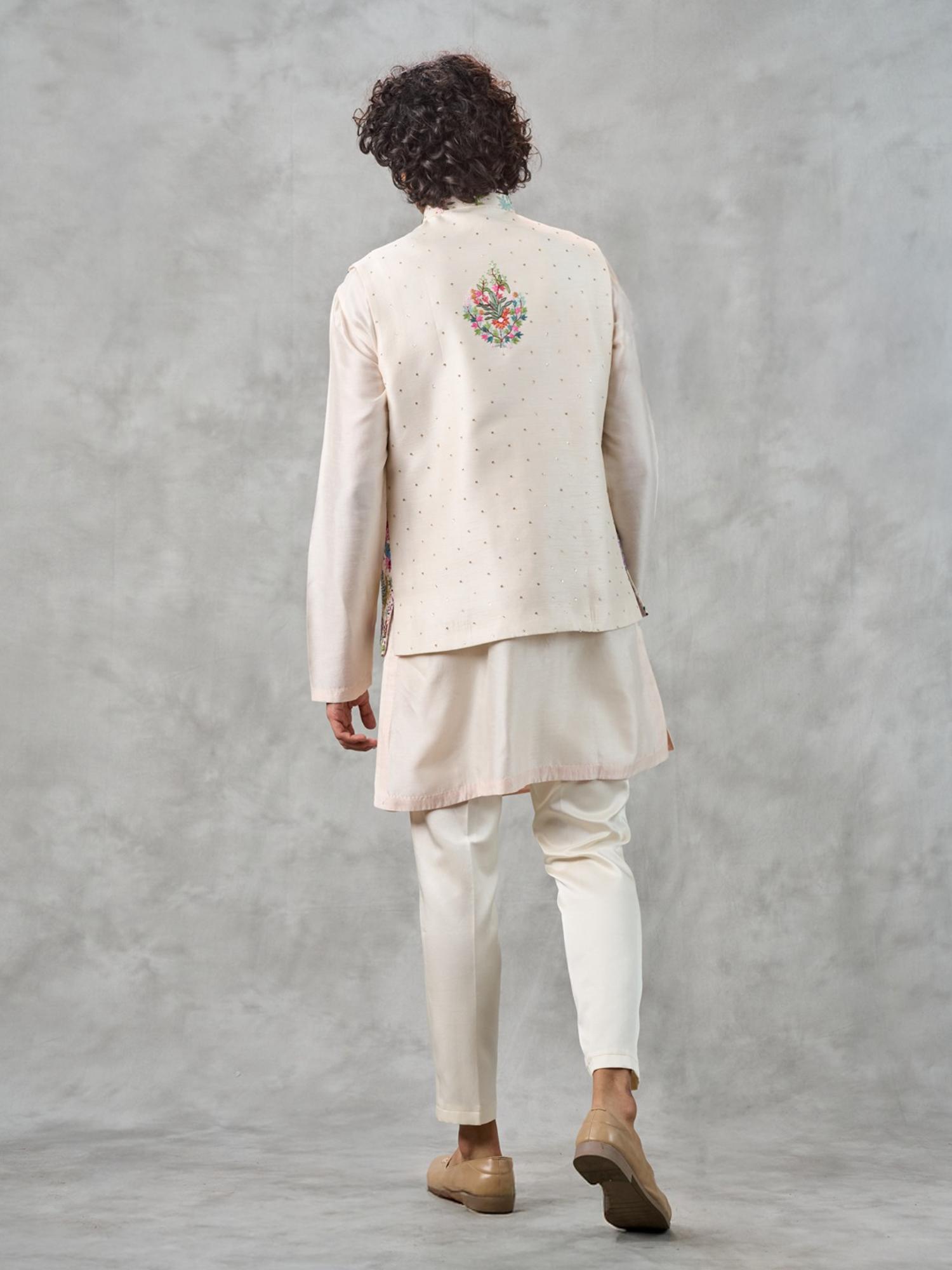 Elegant Cream Kurta with Pant and Jacket