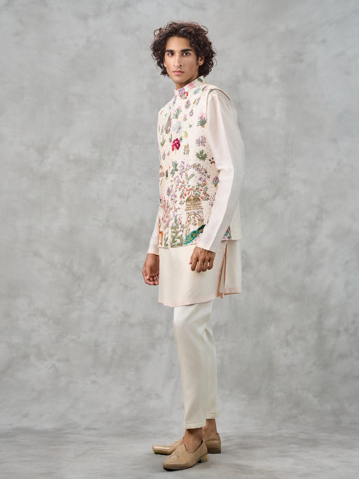 Elegant Cream Kurta with Pant and Jacket