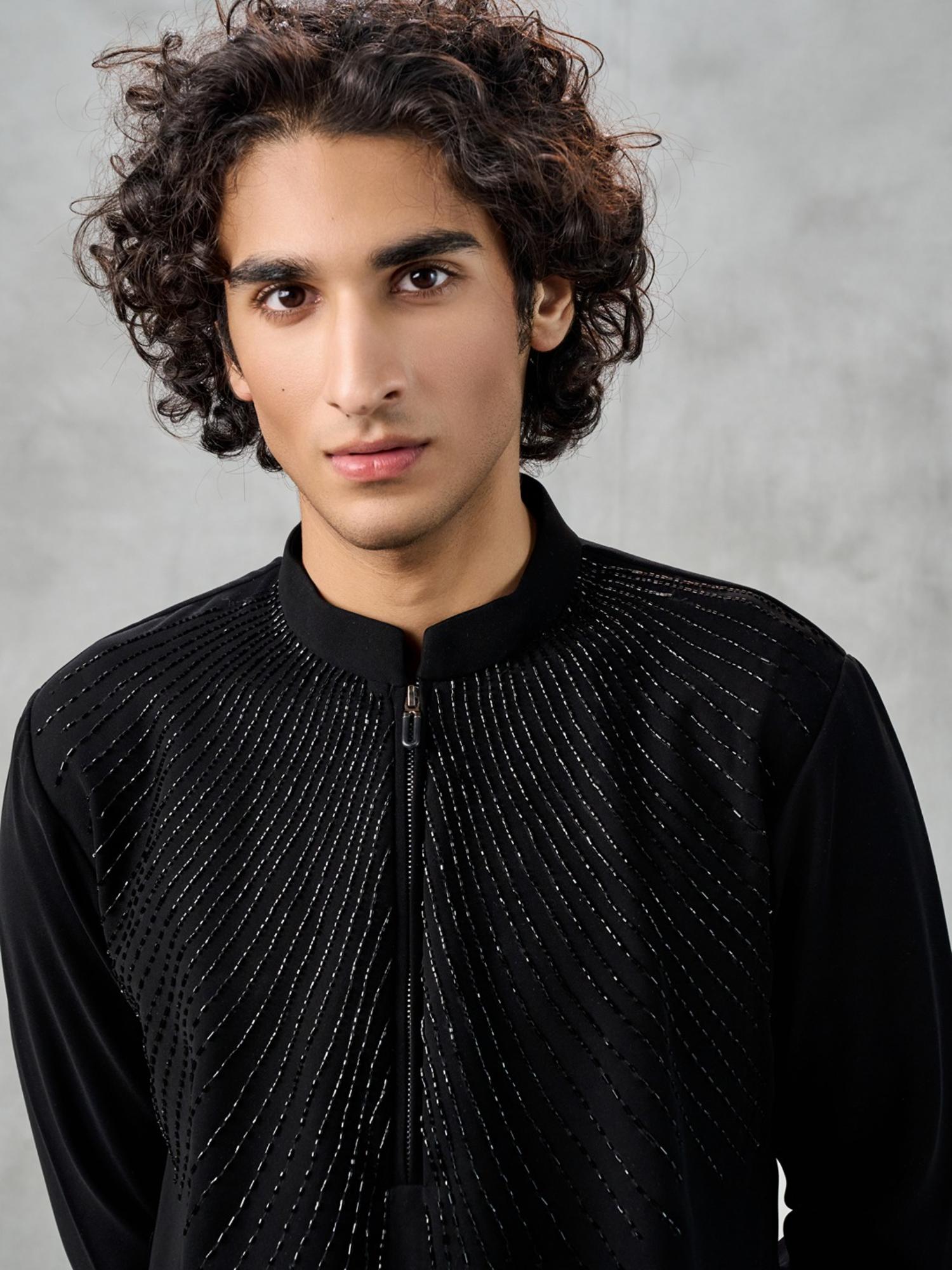Black Embellished Elegance Kurta with Pant