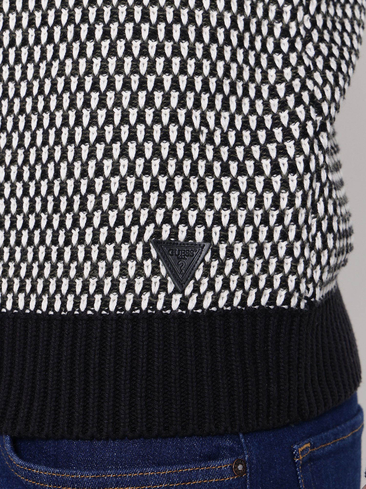 Knitted Round Neck Long Sleeves Sweater