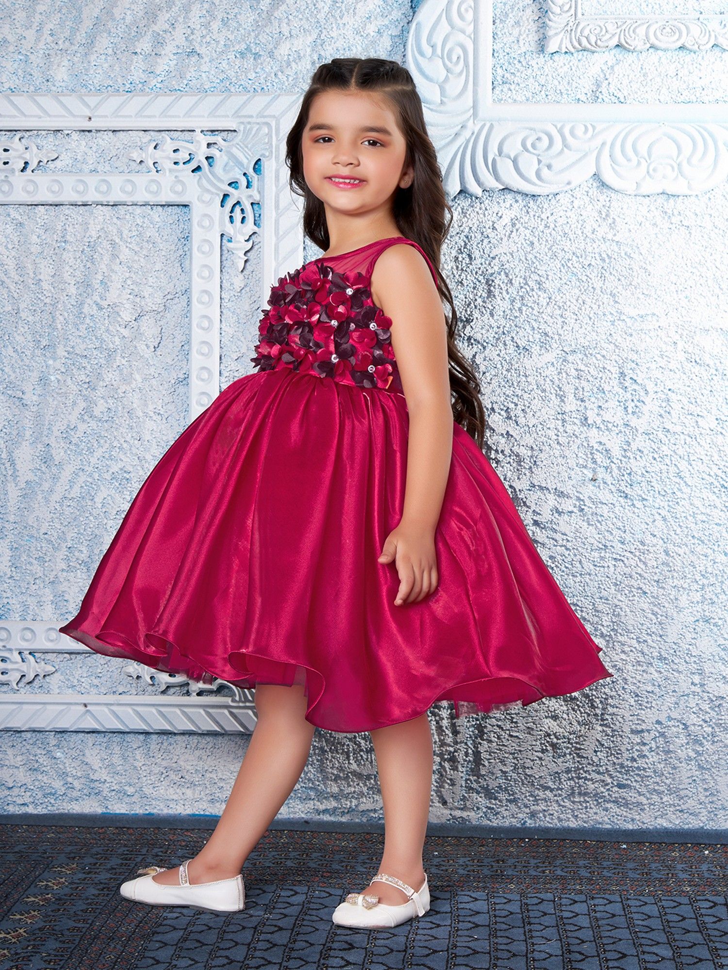Maroon Satin Wovwn Sleevless 3d Floral Twotone Applique Dress