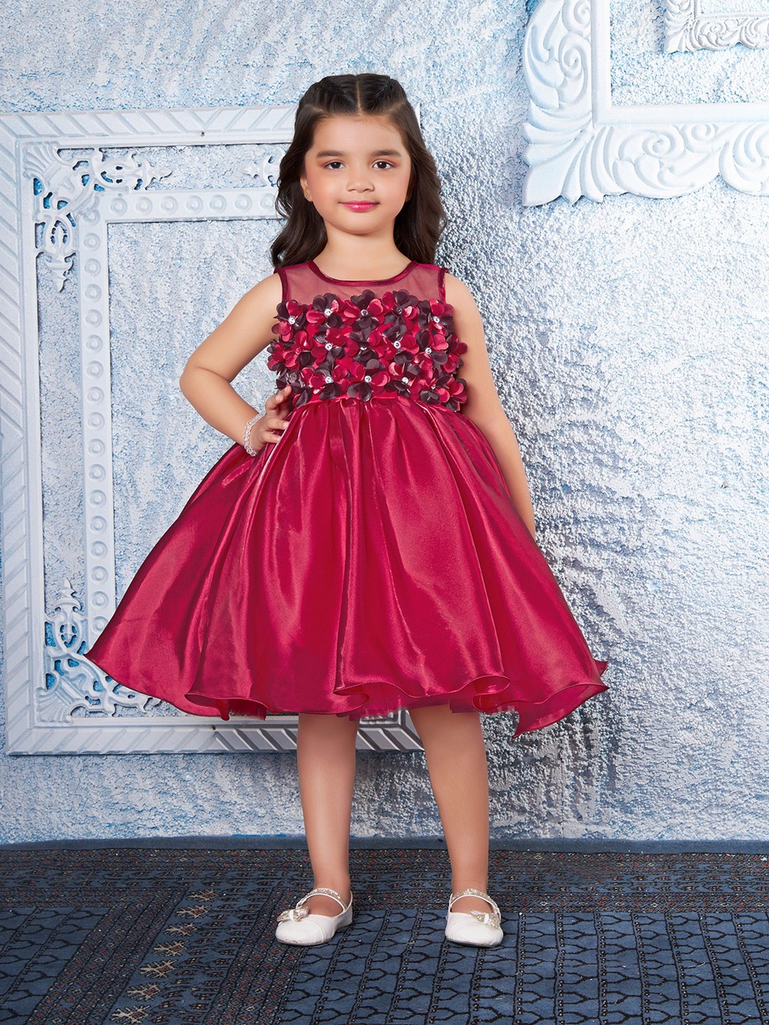 Maroon Satin Wovwn Sleevless 3d Floral Twotone Applique Dress
