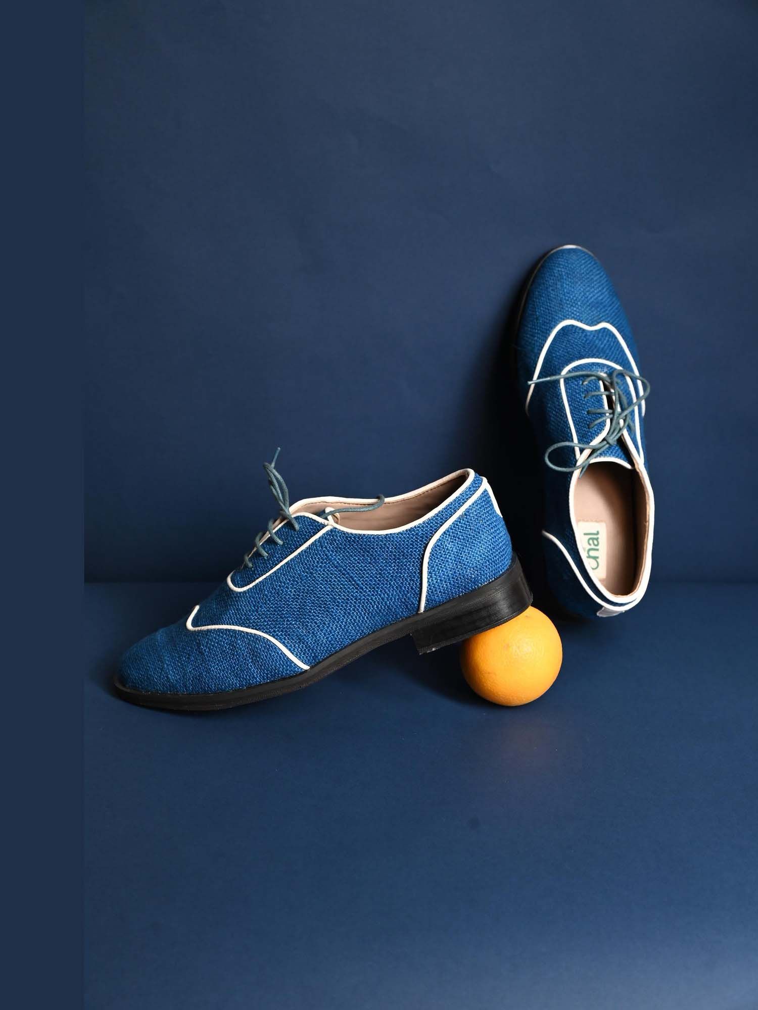 Roshni Oxfords Blue Men Shoes